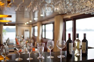 Du Thuyền Silversea Cruise 4,5 sao ( 2 Ngày 1 Đêm)+ Xe đón trả Hà Nội12