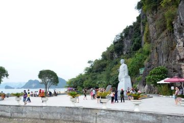 Du thuyền La Casta Daily Cruise 5 Sao ( Thăm Vịnh Hạ Long 6 Tiếng )1