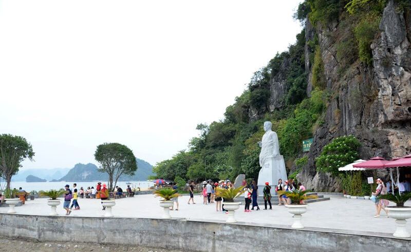 Du thuyền La Casta Daily Cruise 5 Sao ( Thăm Vịnh Hạ Long 6 Tiếng )1